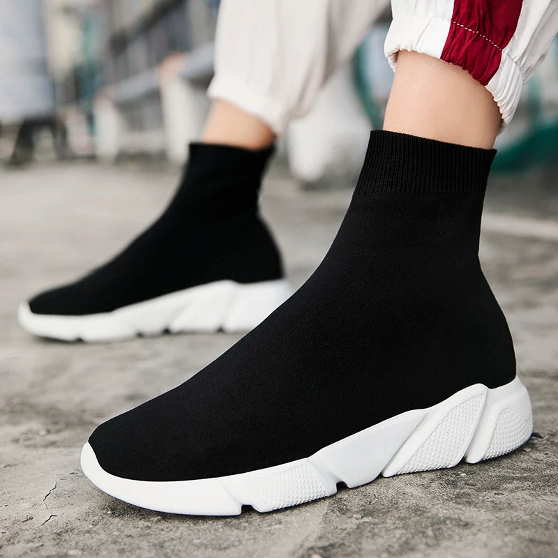 Classic Black Socks Runing Shoes Men High Sock Trainers Women Slip on Couple Casual Shoes Lightweight Sneakers Men basket homme